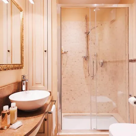 La Corte Di Ambra Couette-café 4*