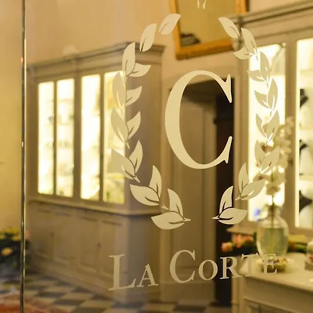 Couette-café La Corte Di Ambra 4*