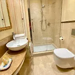 Frühstückspension La Corte Di Ambra 4*
