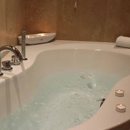 La Corte Di Ambra Bed and Breakfast Κορτόνα