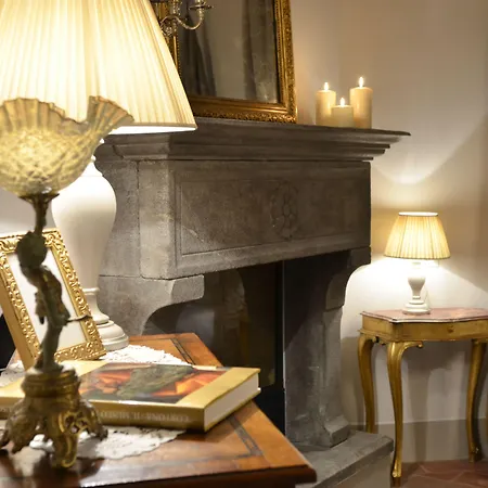 ベッド・アンド・ブレックファスト ラ コルテ ディ アンブラ 4*