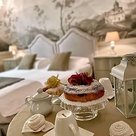 La Corte Di Ambra Bed & Breakfast