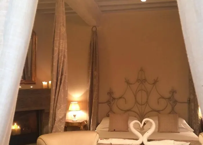 Bed and Breakfast La Corte Di Ambra 4*