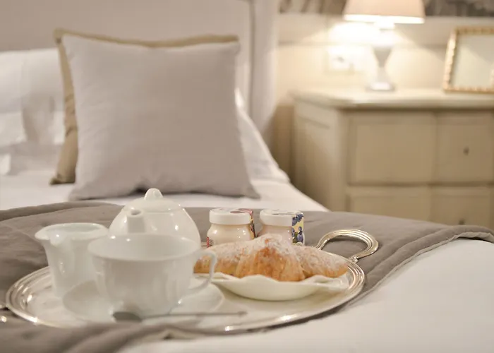 La Corte Di Ambra Bed and Breakfast 4*