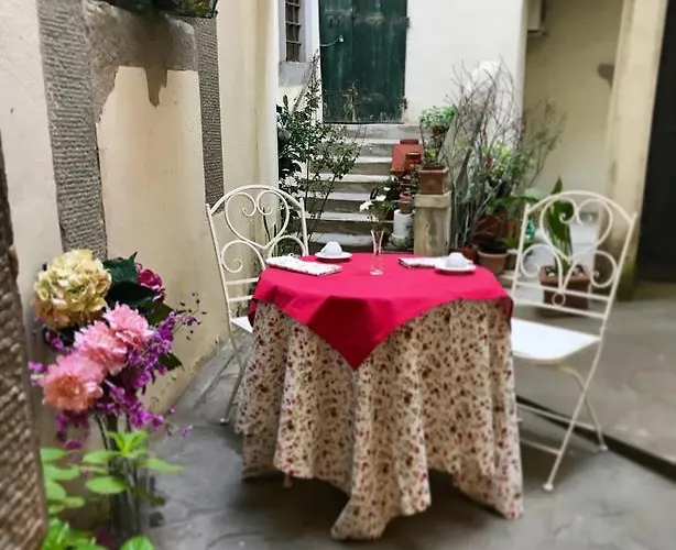 La Corte Di Ambra Bed and Breakfast 4*